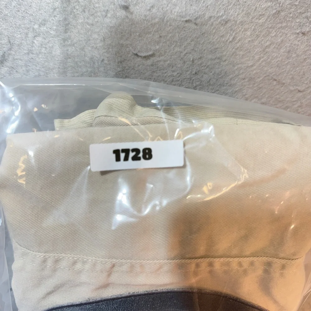 PBteen‎ Green Bay Packers Pillow Shams Standard Khaki Good Set of 2 Cotton Logo